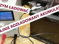 Kiedy prostownik pokazuje, że akumulator jest naładowany? Zrozum sygnały!